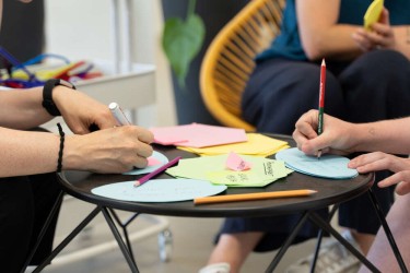 2022-07-21-scienceparkkassel-coaching-foto-nikosoikonomou-3.jpg